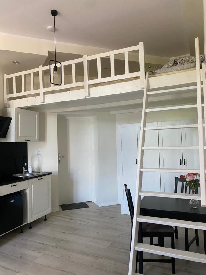 Przytulna Kawalerka Z Antresola Apartman Katowice Kültér fotó